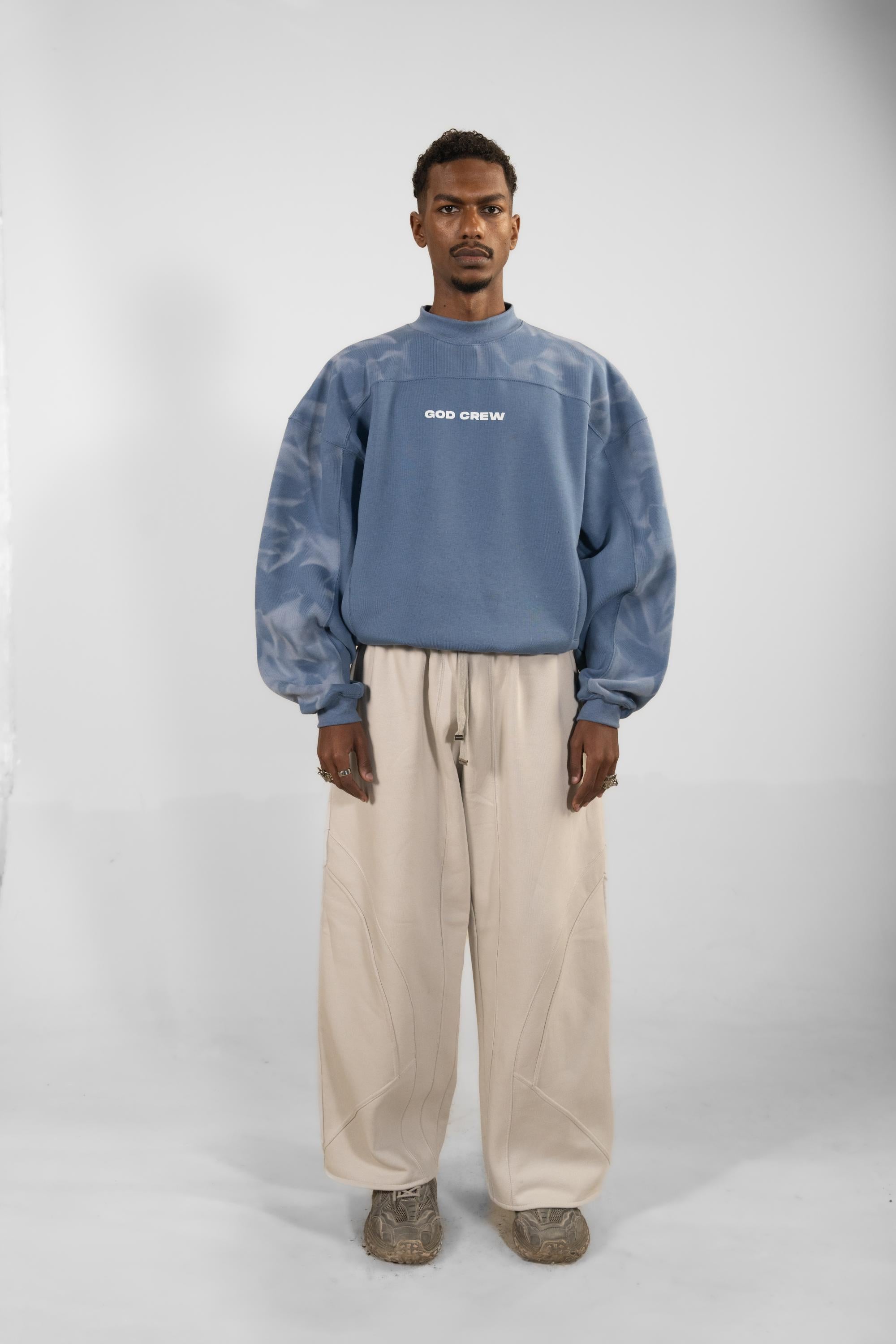 CLOUD FORM SWEATSHIRT