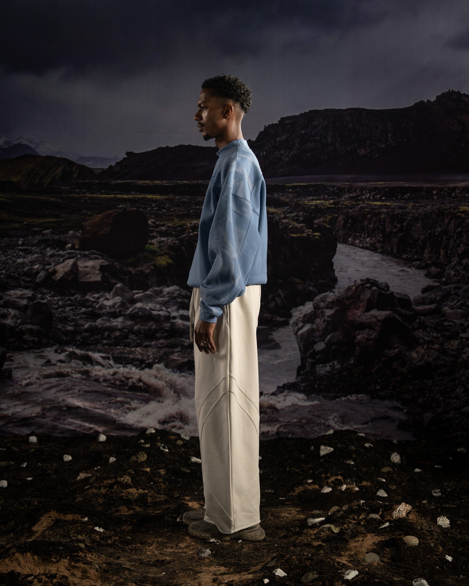 CLOUD FORM SWEATSHIRT